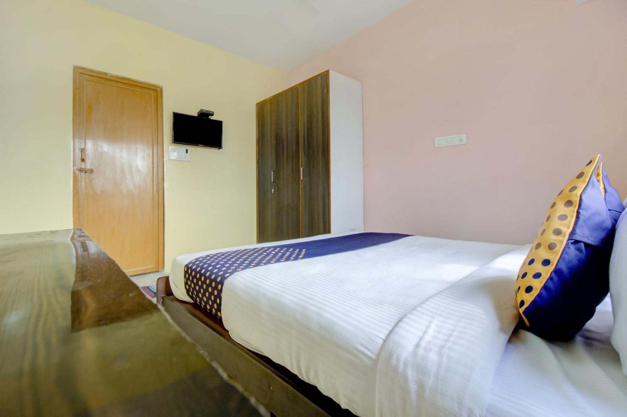 Hotel O Manyata Deluxe Bangalore Buitenkant foto