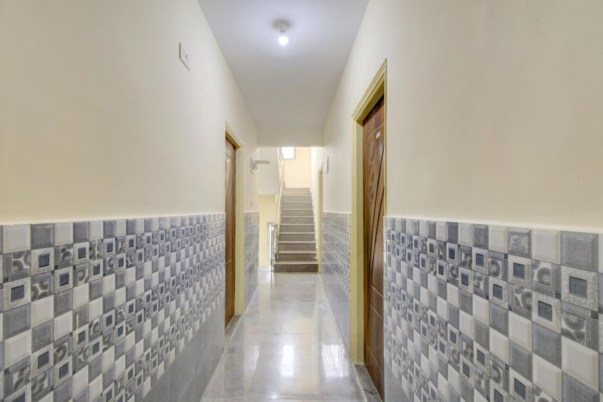 Hotel O Manyata Deluxe Bangalore Buitenkant foto